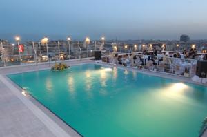 تور ترکیه هتل تقسیم گونن - آژانس مسافرتی و هواپیمایی آفتاب ساحل آبی
